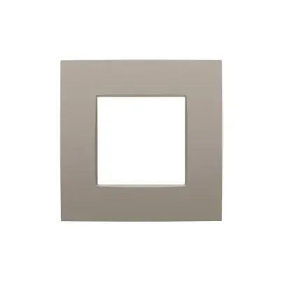 Plaque de recouvrement simple Niko Intense bronze Coated (134-76100)